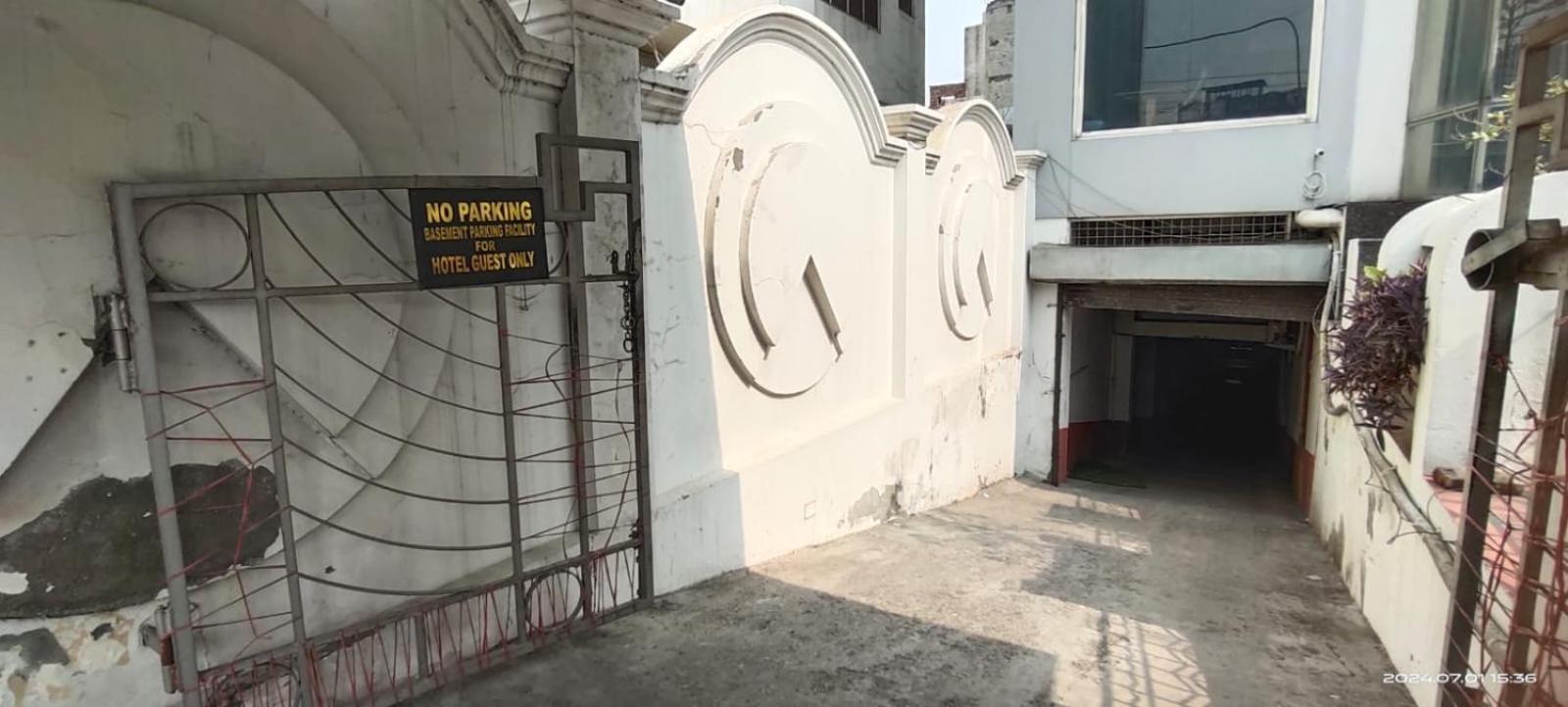 Hotel Queens Tower Amritsar Exterior photo